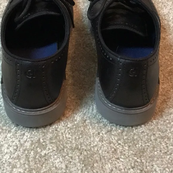 Preowned Men’s Cole Haan Grand 360 black wingtip shoes - NO box - 10.5