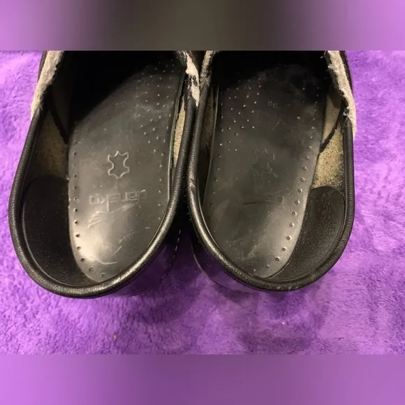 Professional Dansko Scribble Black &amp; Silver Pattern Clogs, size 38, Nurse, EUC