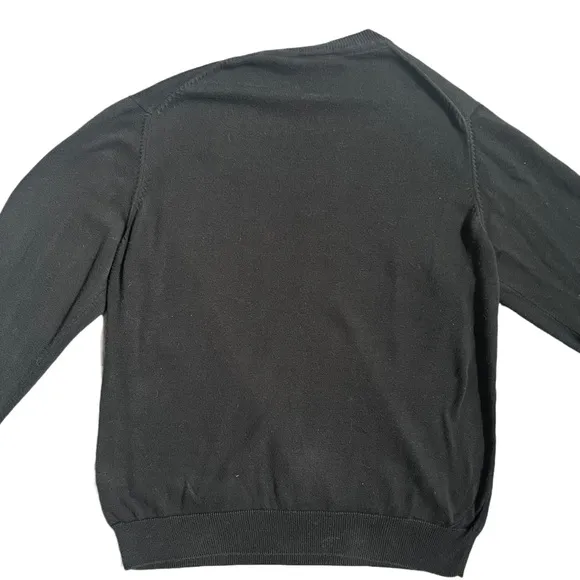 PSYCHO BUNNY BLACK LONG SLEEVE V-NECK SWEATER SIZE SMALL