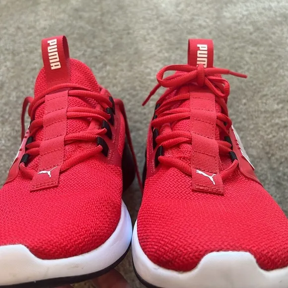 Puma Retaliate block athletic running shoes