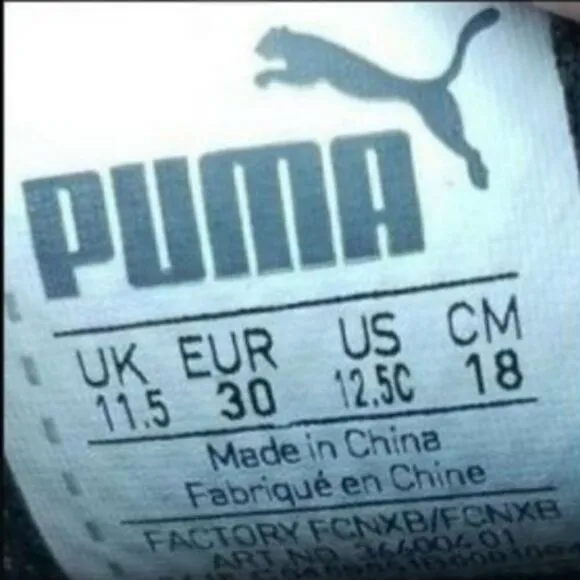 PUMA Smash V2 Ribbon Girls Suede Shoes in Black/White Size 12.5