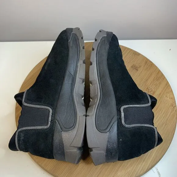 Rare Nike ACG All Conditions Gear Izela Slip On Black Suede Shoes Womens Size 7