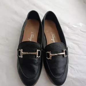 Recent Salvatore Ferragamo Horsebit Gancini  Leather Women's luxury Loafers 6M