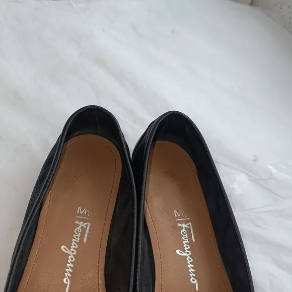 Recent Salvatore Ferragamo Horsebit Gancini  Leather Women's luxury Loafers 6M