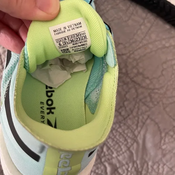 Reebok Floatride Energy Symmetros Running Shoes Women's sz 6 Blue/Green
