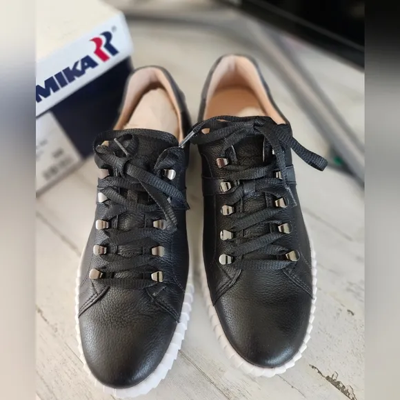 Romika Montreal S 04 Black Leather Sneaker 40 8.5-9