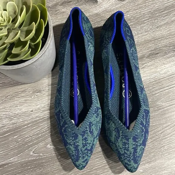 Rothys point emerald green snake size 6 woman’s flat shoes