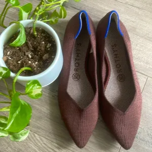 Rothy's python truffle size 7.5 pointed woman’s shoes
