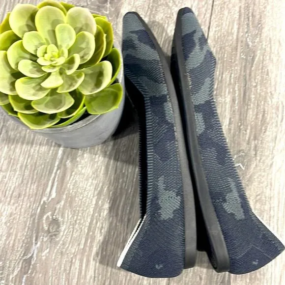 Rothys retired camouflage gray size 7 pointed f…