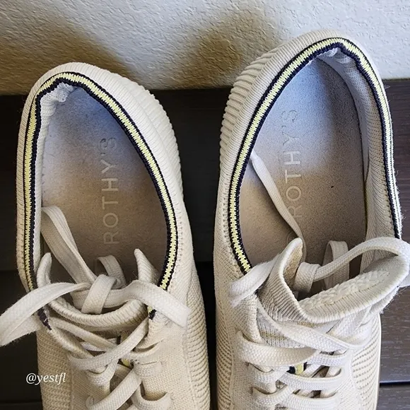 Rothy's The Lace Up Vanilla Gum Sole Knit Fabric Sneakers Casual Shoes Womens 8