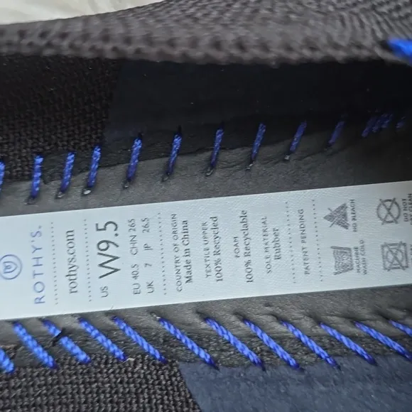 Rothy's the point black  9.5