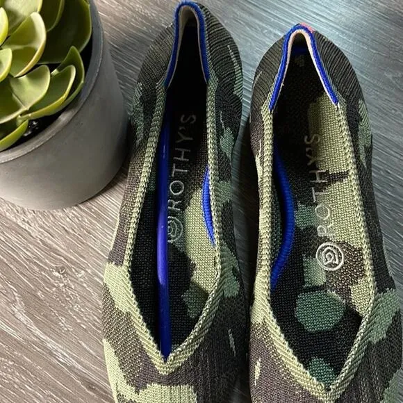 Rothy’s the point camuflaje green size 9 woman’s flat shoes