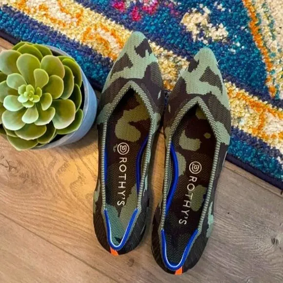 Rothy’s the point camuflaje green size 9 woman’s flat shoes