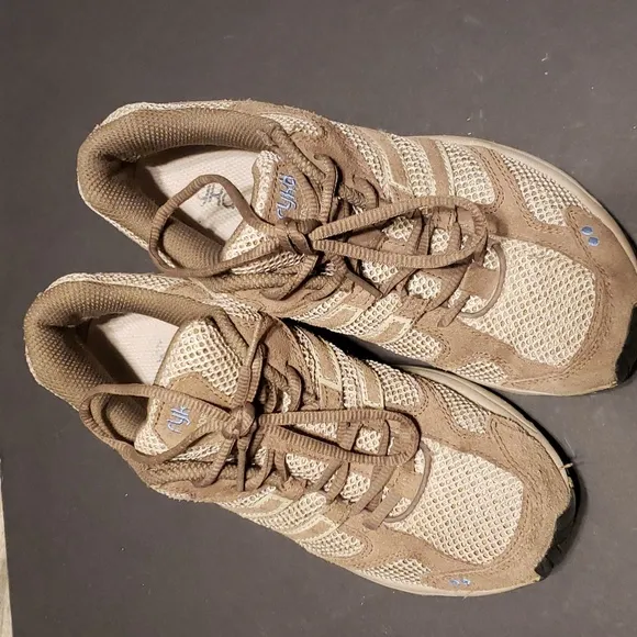 Ryka Women Walking Running Shoe cool brown color neutral 7.5