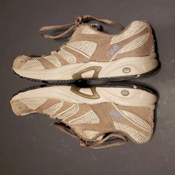 Ryka Women Walking Running Shoe cool brown color neutral 7.5