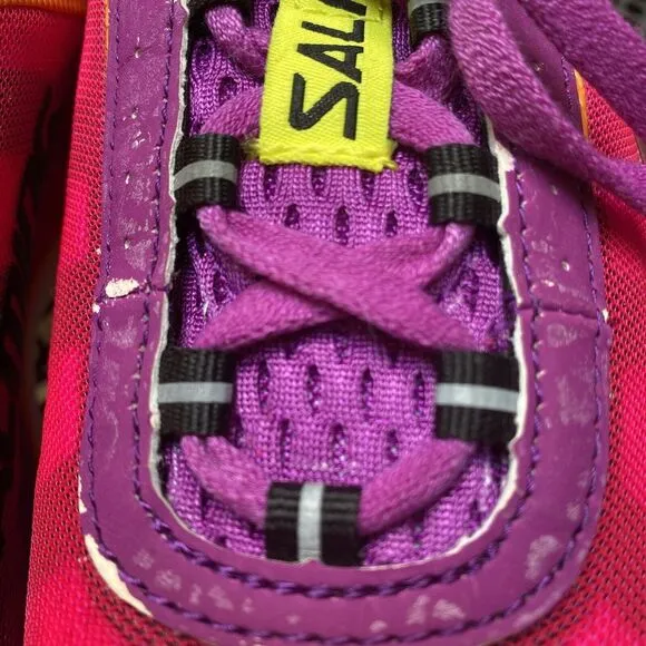 SALMING Running Shoes Distance  Women Anti Bacterial Odor Size 6.5 Floor Model