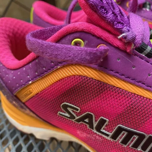 SALMING Running Shoes Distance  Women Anti Bacterial Odor Size 6.5 Floor Model