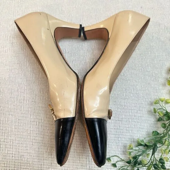 Salvatore Ferragamo Cream Black Vintage Low Heel Pumps w/ Charms sz 7B RARE