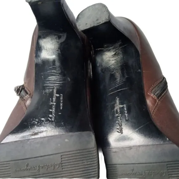 Salvatore Ferragamo Italy Brown Leather Ankle Boots Heels Sz 9.0 2A Narrow