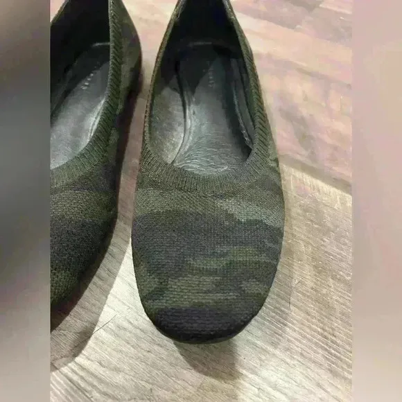 Sanctuary Shoes Social Camo Knit Flat Black/Green | Size: 8 1/2m
