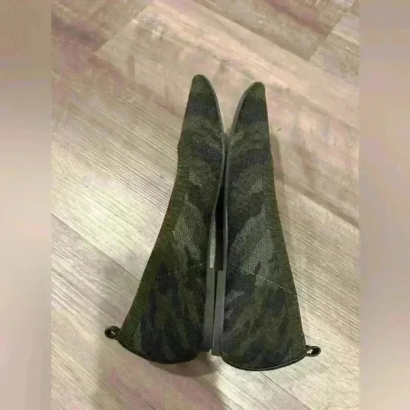 Sanctuary Shoes Social Camo Knit Flat Black/Green | Size: 8 1/2m