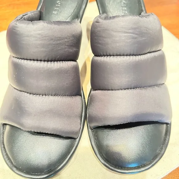 Sandals, black 8.5