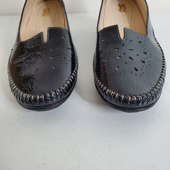 SAS Sonyo Black Slip-on Heels Size 8W Premium Leather Shoes with Cutouts Glossy