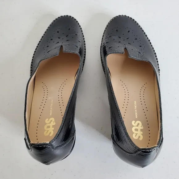 SAS Sonyo Black Slip-on Heels Size 8W Premium Leather Shoes with Cutouts Glossy
