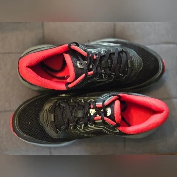 Saucony | Women's Versafoam Cohesion TR12 Trail Running Shoes Sneakers | 8.5