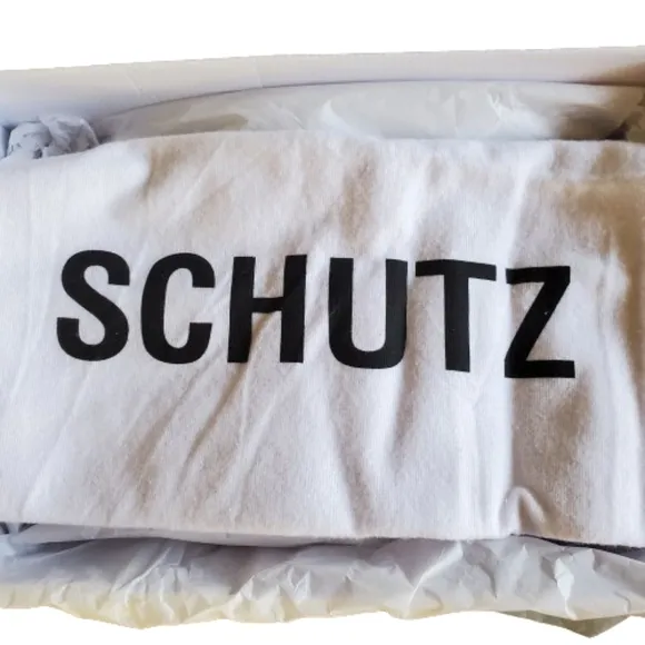 Schutz Women's Lou Pin Heel High heel Shoes