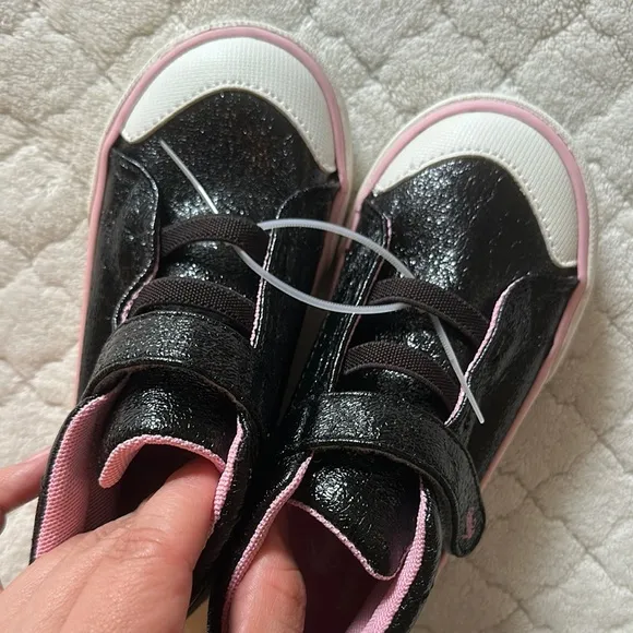 See Kai run Kids Black and Pink High-Top Shoes brand new