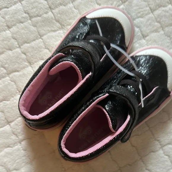 See Kai run Kids Black and Pink High-Top Shoes brand new