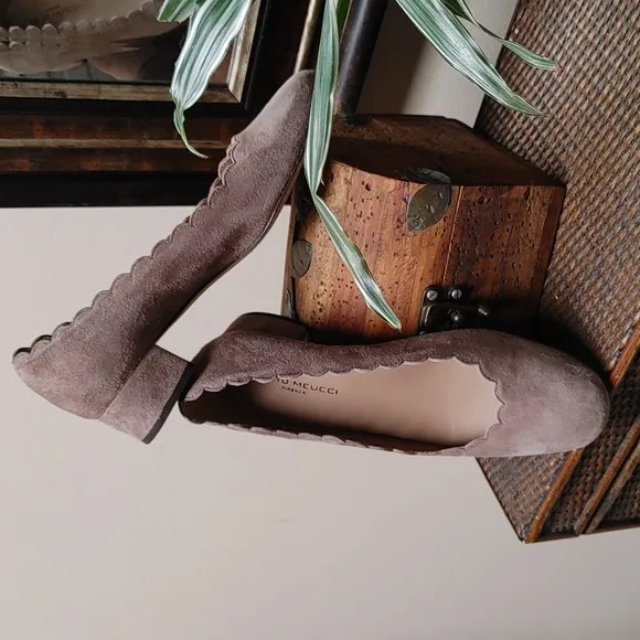 Sesto Meucci Firenze Scalloped Edge Taupe Suede Small Heel Slip-on Shoes 7M