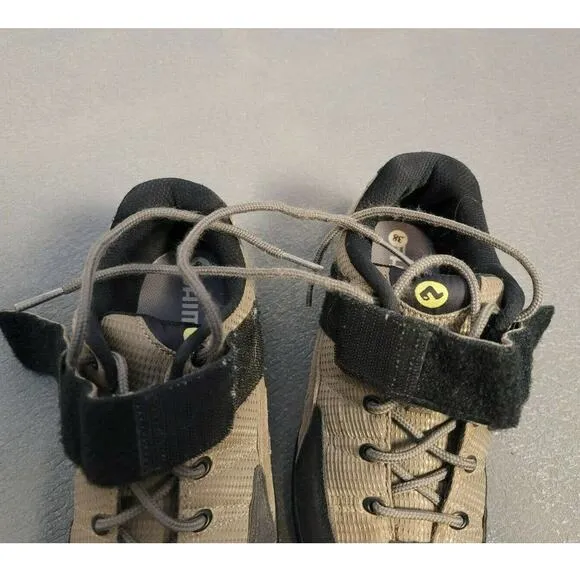 Shimano Cycle Shoes Size 7  - 7.5 EU38 Manual and cleat cover cleat clips