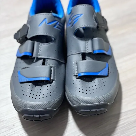 Shimano ME3 Cycling Shoes - Gray and Blue EU 40