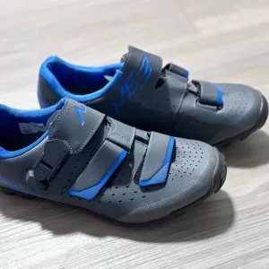 Shimano ME3 Cycling Shoes - Gray and Blue EU 40