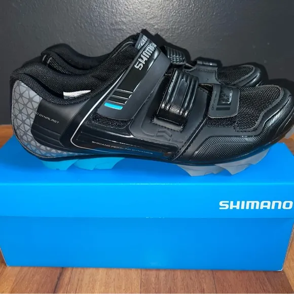 Shimano SH-WM53L women cycling shoes - size 8.5 NEW NEVER USED