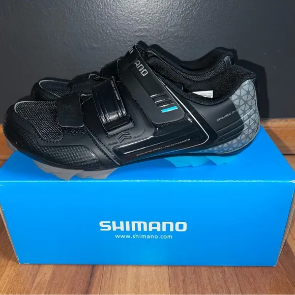 Shimano SH-WM53L women cycling shoes - size 8.5 NEW NEVER USED