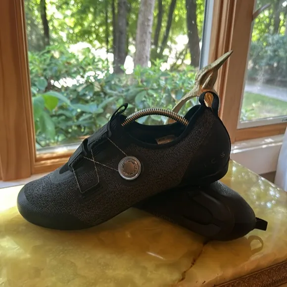 Shimano XC 700 Cycling Cleats
