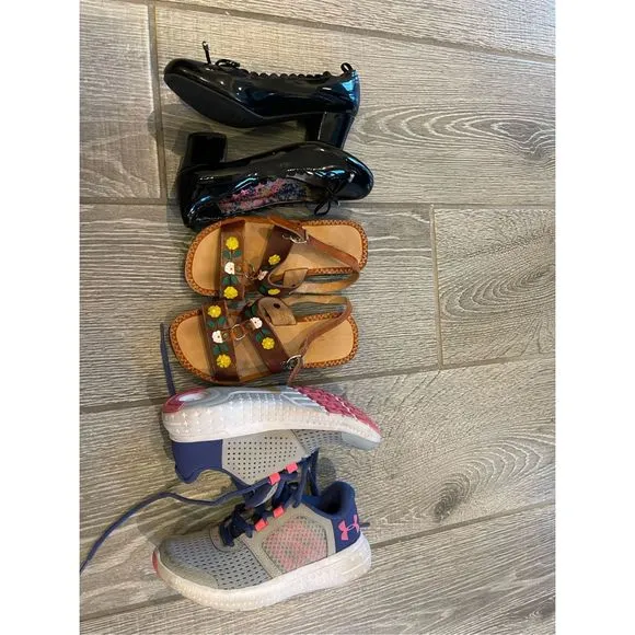 Size 1 Y Girl's Shoes Bundle