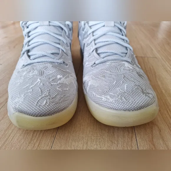 Size 10.5 - Nike Kobe A.D. City of Compton Men Shoes