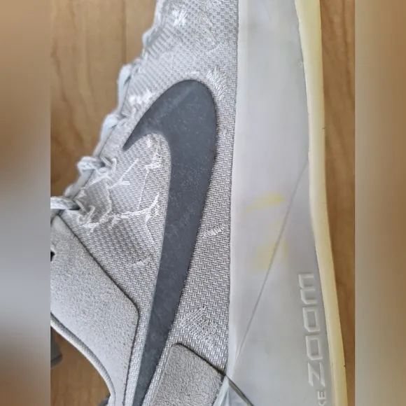 Size 10.5 - Nike Kobe A.D. City of Compton Men Shoes