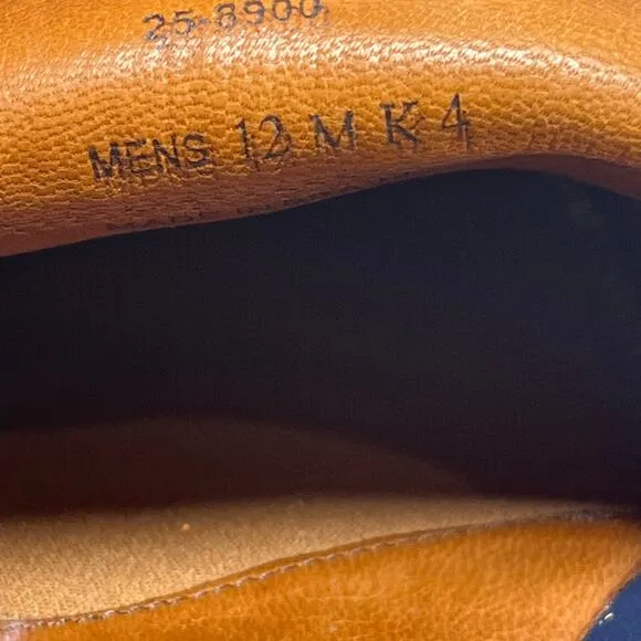 Size 12 M