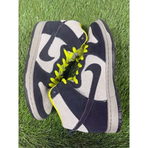 Size 9 - Nike SB Dunk High-Top Men's Gray/Black Yellow 305050-017