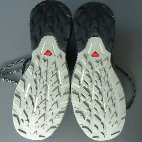 SIZE 9.5. Salomon Men's Trekking Outpulse GTX - GORE-TEX - hiking shoes.
