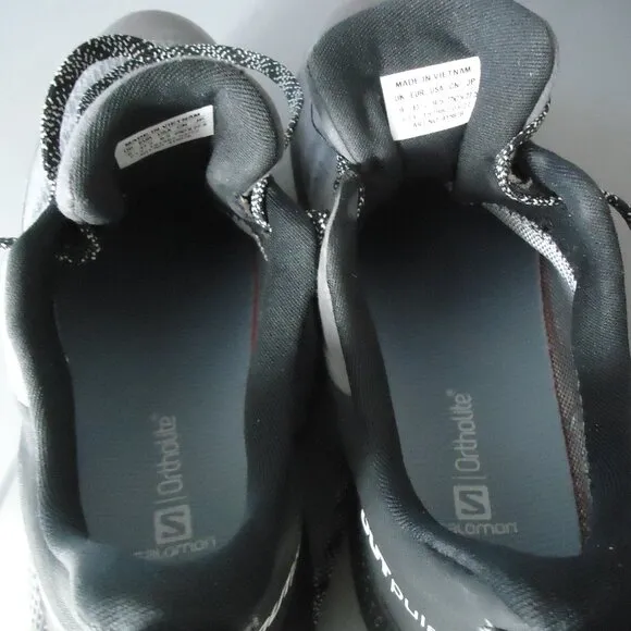 SIZE 9.5. Salomon Men's Trekking Outpulse GTX - GORE-TEX - hiking shoes.