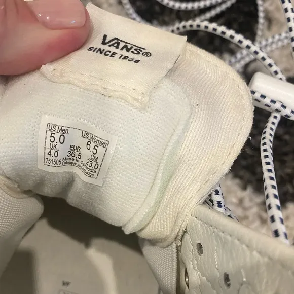SK8 HIGH ECHO 😎the COOLEST leather VANS! &quot;Lace them YOUR way!&quot; Unisex&amp;UNIQUE😎