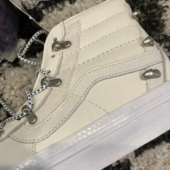 SK8 HIGH ECHO 😎the COOLEST leather VANS! &quot;Lace them YOUR way!&quot; Unisex&amp;UNIQUE😎