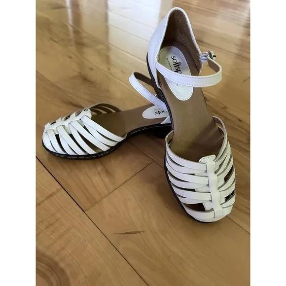 Softspots Pillowtop Technology White Sandals Size 6W