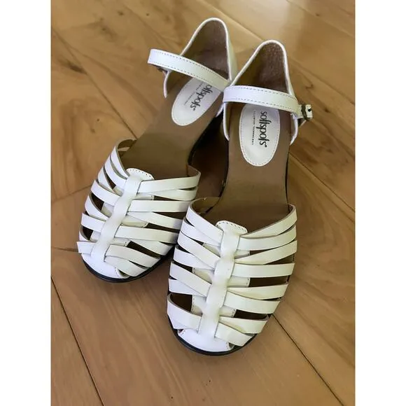 Softspots Pillowtop Technology White Sandals Size 6W